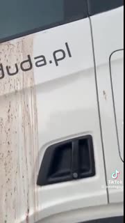 Pijany Ukrainiec w polskiej ciężarówce zrobił gnuj