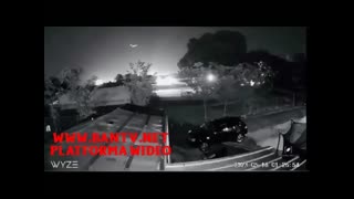 Niesamowity obiekt UFO nagrany przez kamerę bezpieczeństwa