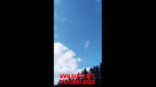 Mężczynzna z Rosji rejestruje UFO